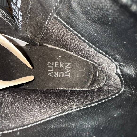 Naturalizer Cabaret Moto Ankle Boot Women's Size 9 Black Ankle Lug Sole Bootie - Picture 8 of 10